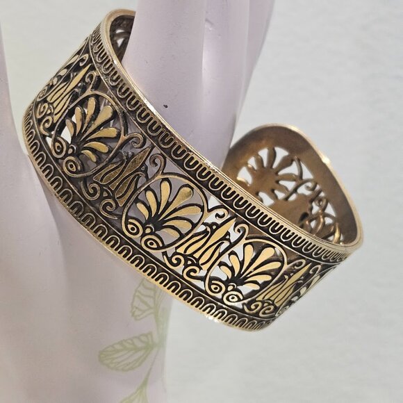 VINTAGE MMA METROPOLITAN MUSEUM OF ART GOLD TONE BANGLE CUFF BRACELET - Picture 1 of 8